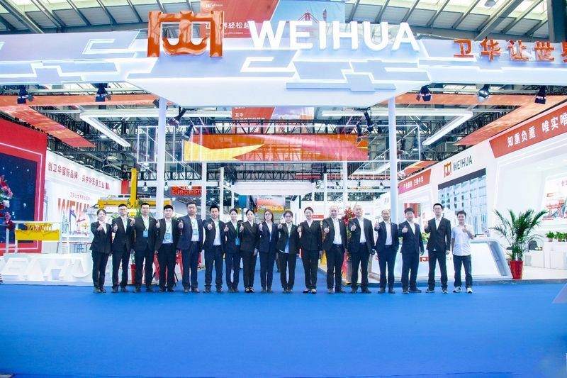 新Level！WEIHUA“黑科技”亮相中国长垣起重装备博览交易会！